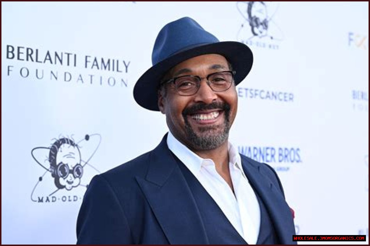 Uncovering The Life Of Jesse L. Martin's Wife: A Comprehensive Look